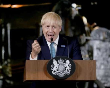 Pound Trades Flat as Boris Johnson’s New Brexit Deal is Pondered by EU
